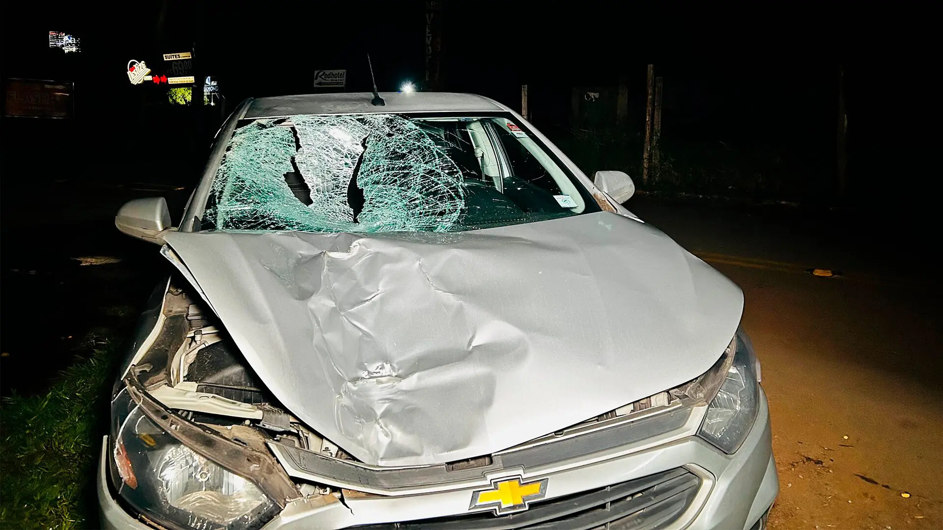Homem morre atropelado por dois veículos na Anhanguera