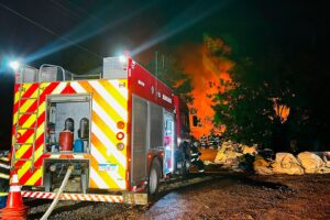 Incêndio atinge barracão de reciclados em Cordeirópolis