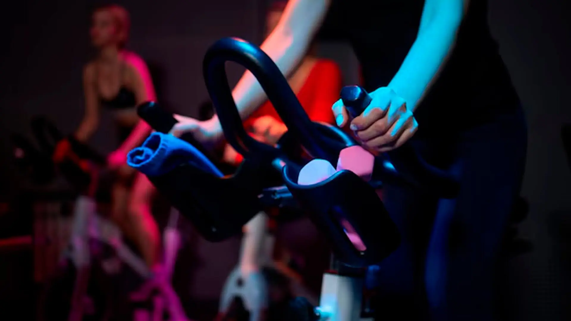 Limeira Shopping terá aula de spinning ao pôr do sol neste sábado