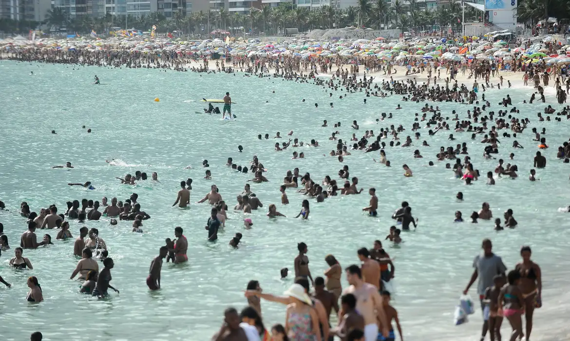 Verão começou hoje; veja o que esperar para essa estação