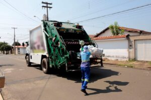 Dívida com empresa de coleta de lixo de Limeira é de R$ 14,3 milhões