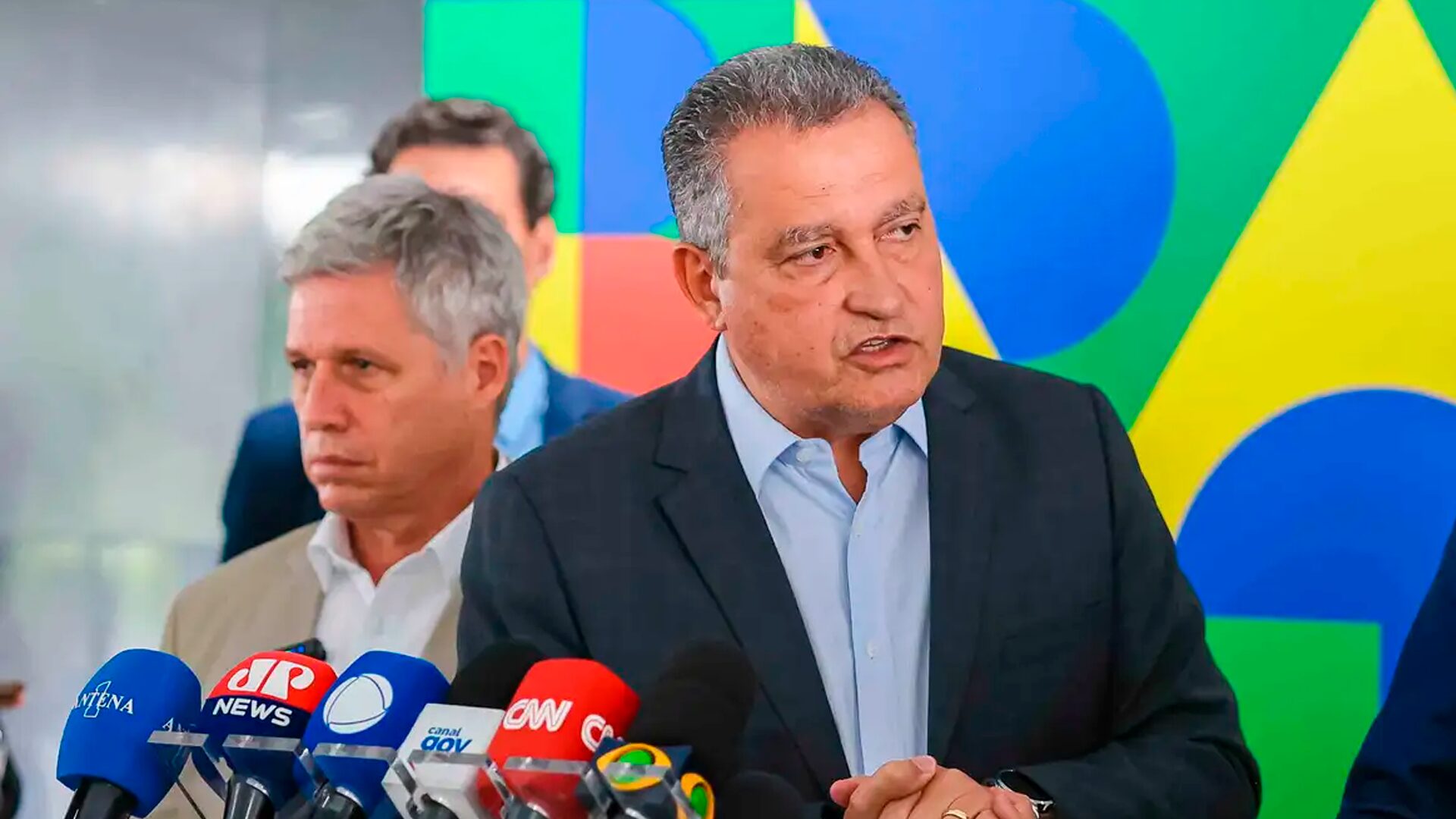 Governo avalia reduzir tarifa de importação para baratear alimentos