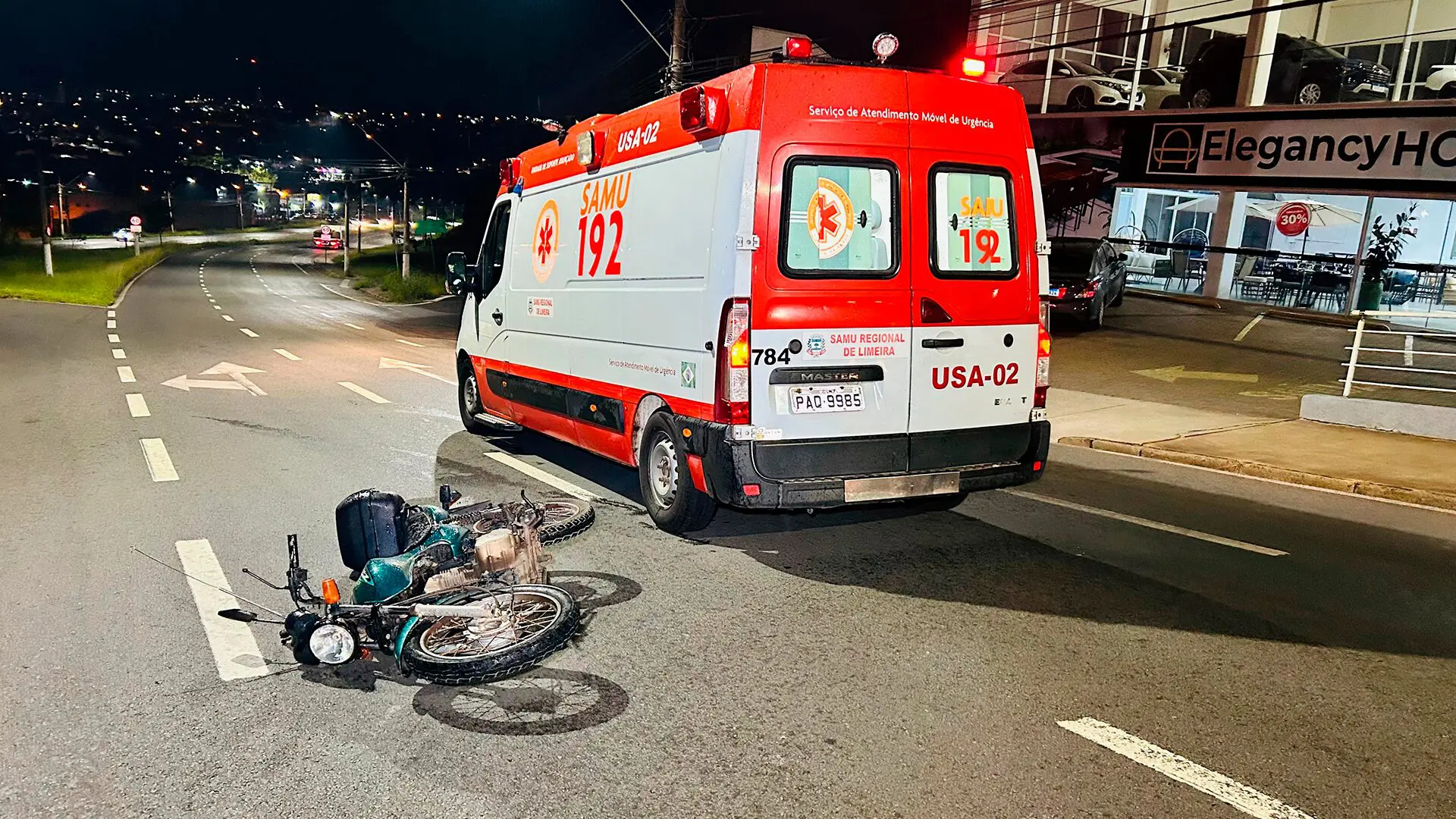 Motociclista fica ferido após cair no Anel Viário, em Limeira