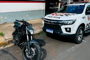 PM recupera moto roubada após abordagem em Limeira