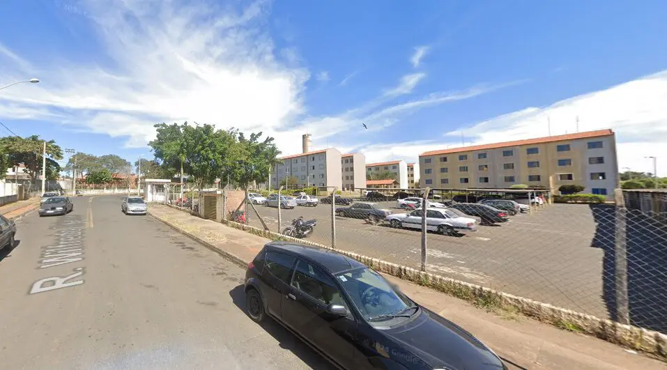 Jovem tem moto furtada em condomínio no Jardim Santina, em Limeira