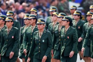 Sete mil mulheres se alistam no serviço militar em 2 dias