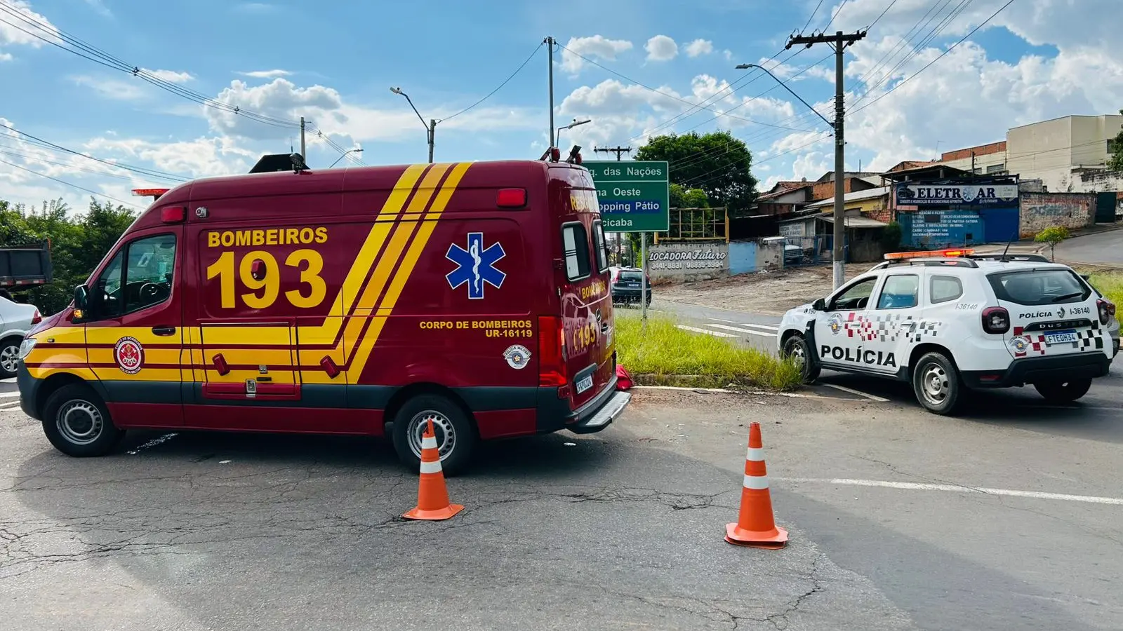 Acidente entre duas motocicletas deixa feridos no Parque das Nações, em Limeira