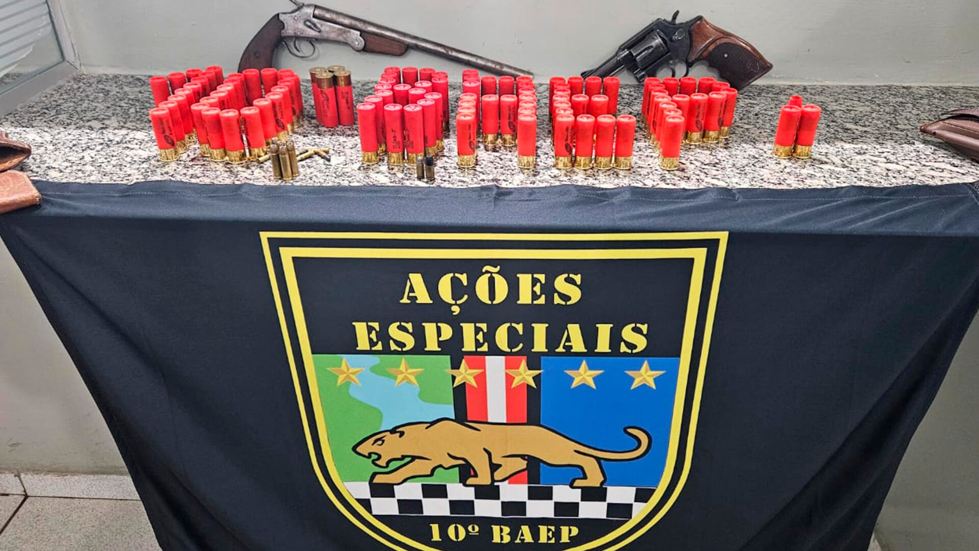 Baep prende homem com armas e munições no Jd. Lagoa Nova, em Limeira