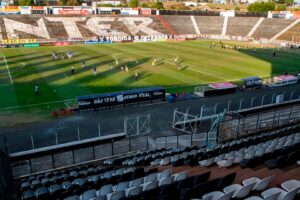 Em confronto direto, Inter recebe Bragantino no Limeirão