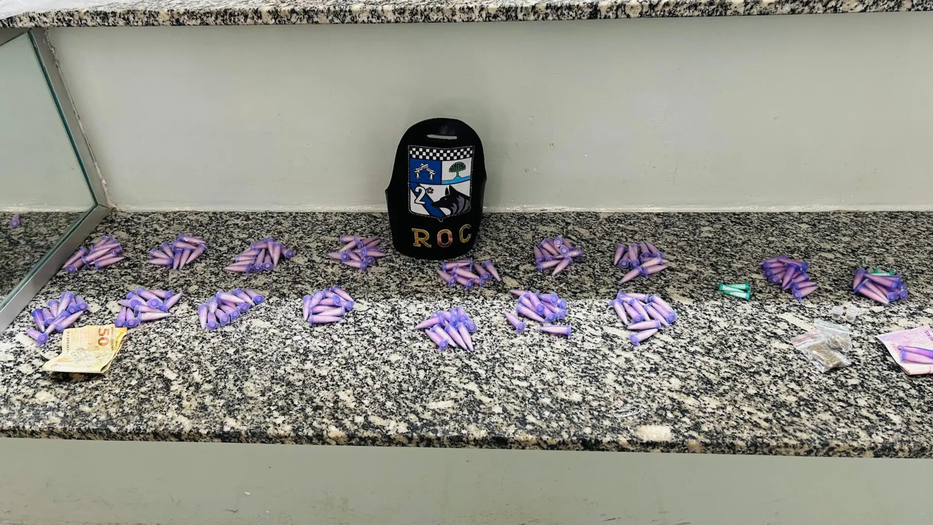 Homem é preso pela GCM vendendo drogas no Jd. Roseira