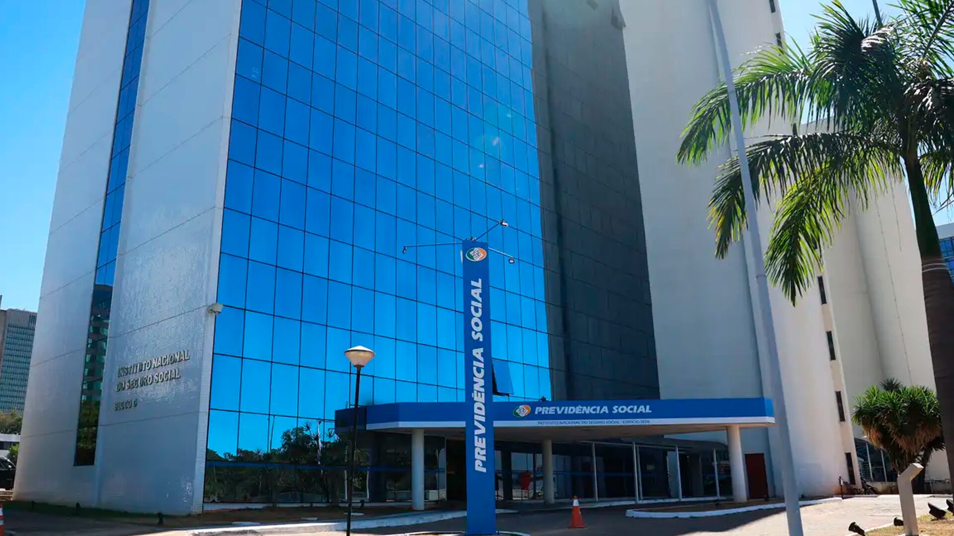 INSS antecipa pagamento de aposentados e pensionistas em março