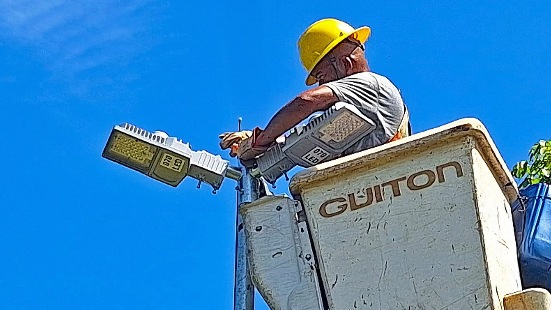Limeira adota tecnologia LED em praças e rotatórias