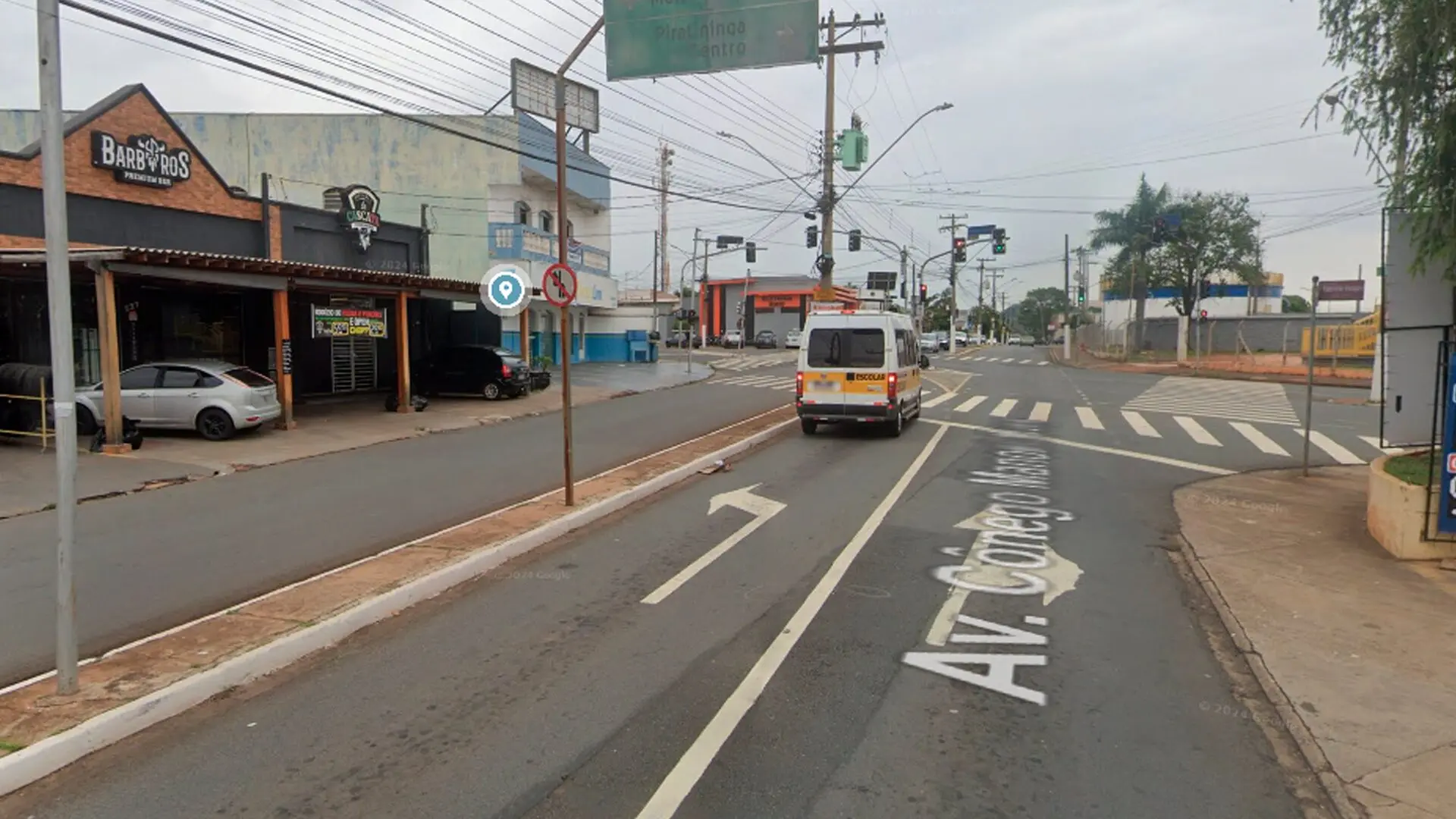 Motociclista fica ferido em acidente na Av. Cônego Manoel Alves, em Limeira