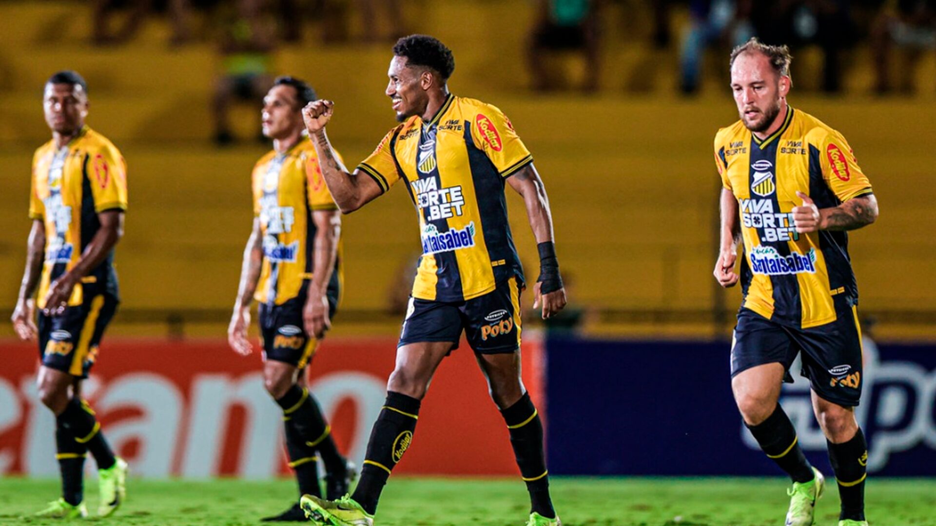 Novorizontino vira sobre Mirassol e carimba vaga nas quartas
