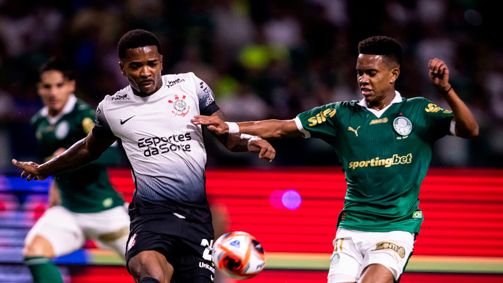 Palmeiras e Corinthians empatam no clássico e Guarani goleia Água Santa