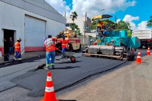 Prefeitura de Limeira inicia recapeamento em 60 ruas; veja vias beneficiadas