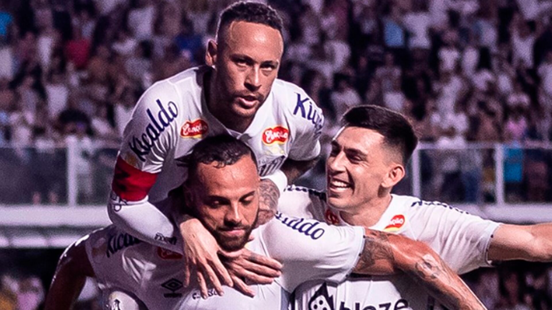 Santos vence mais uma e Ponte Preta vira sobre São Paulo