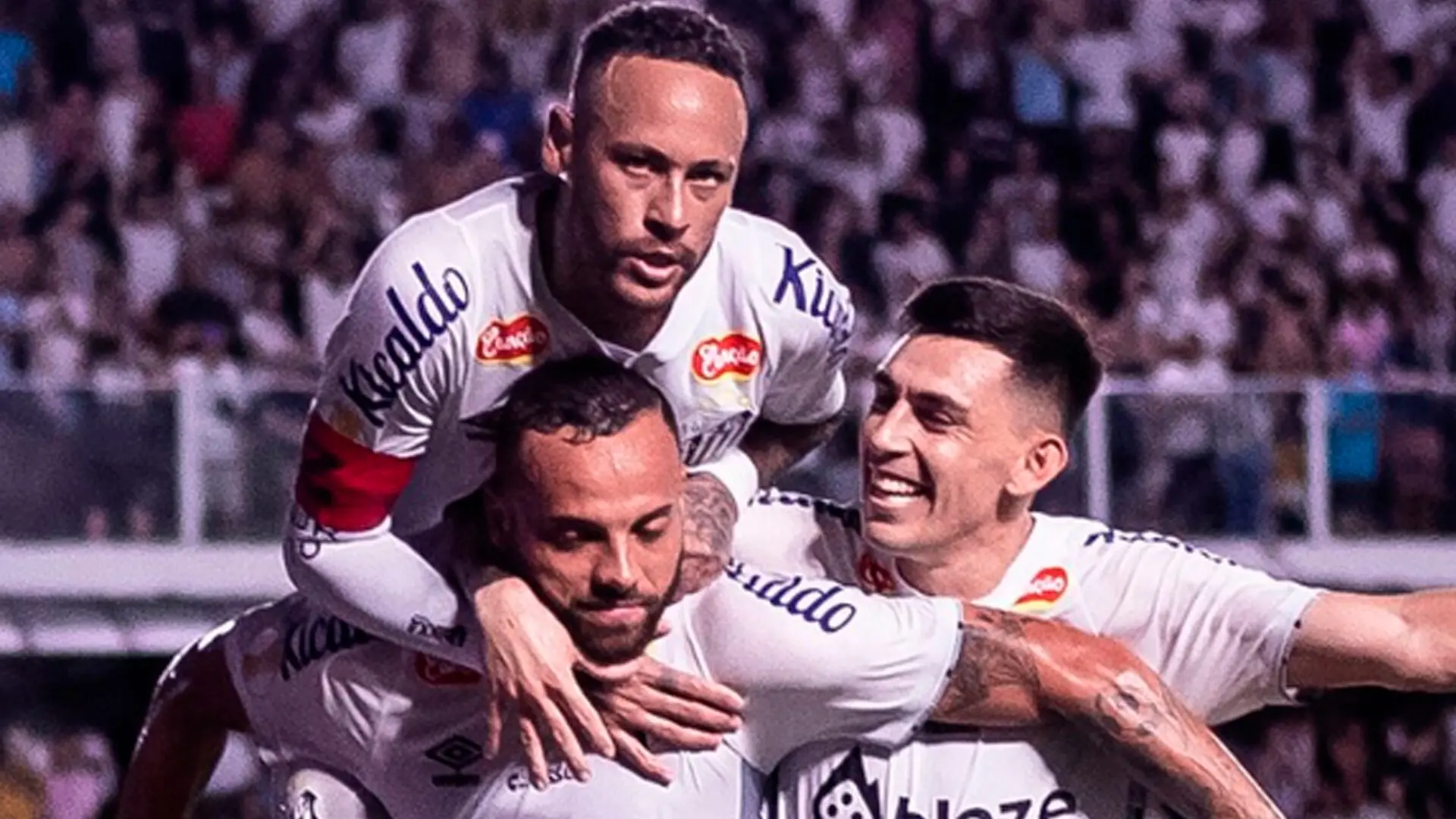 Santos vence mais uma e Ponte Preta vira sobre São Paulo
