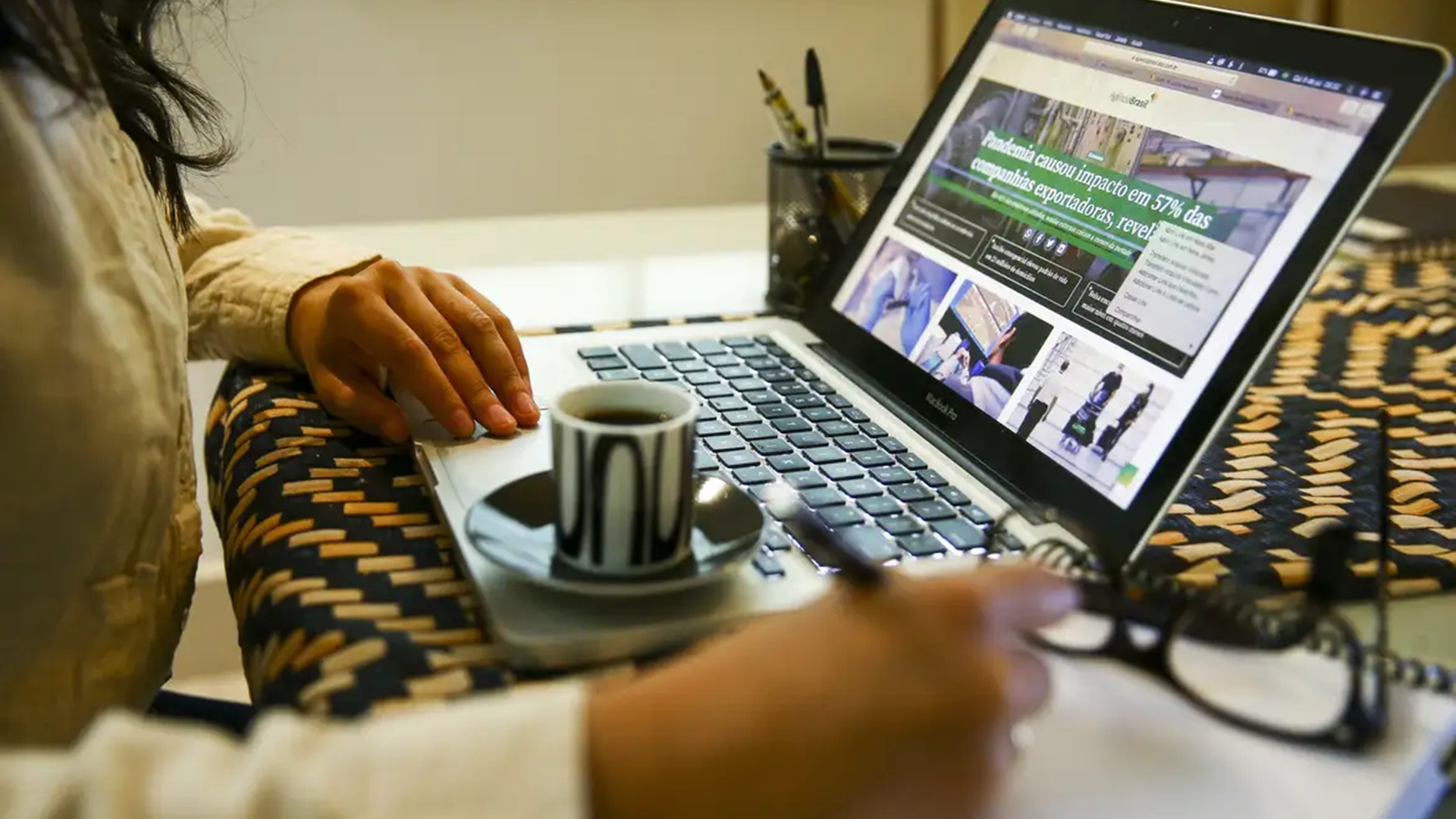 Trabalho por conta própria exige mais horas de serviço, diz IBGE