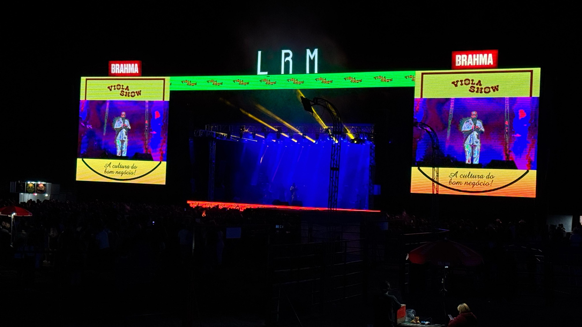 Com carisma e o melhor do pagode, Thiaguinho canta no Limeira Rodeo Music 2025