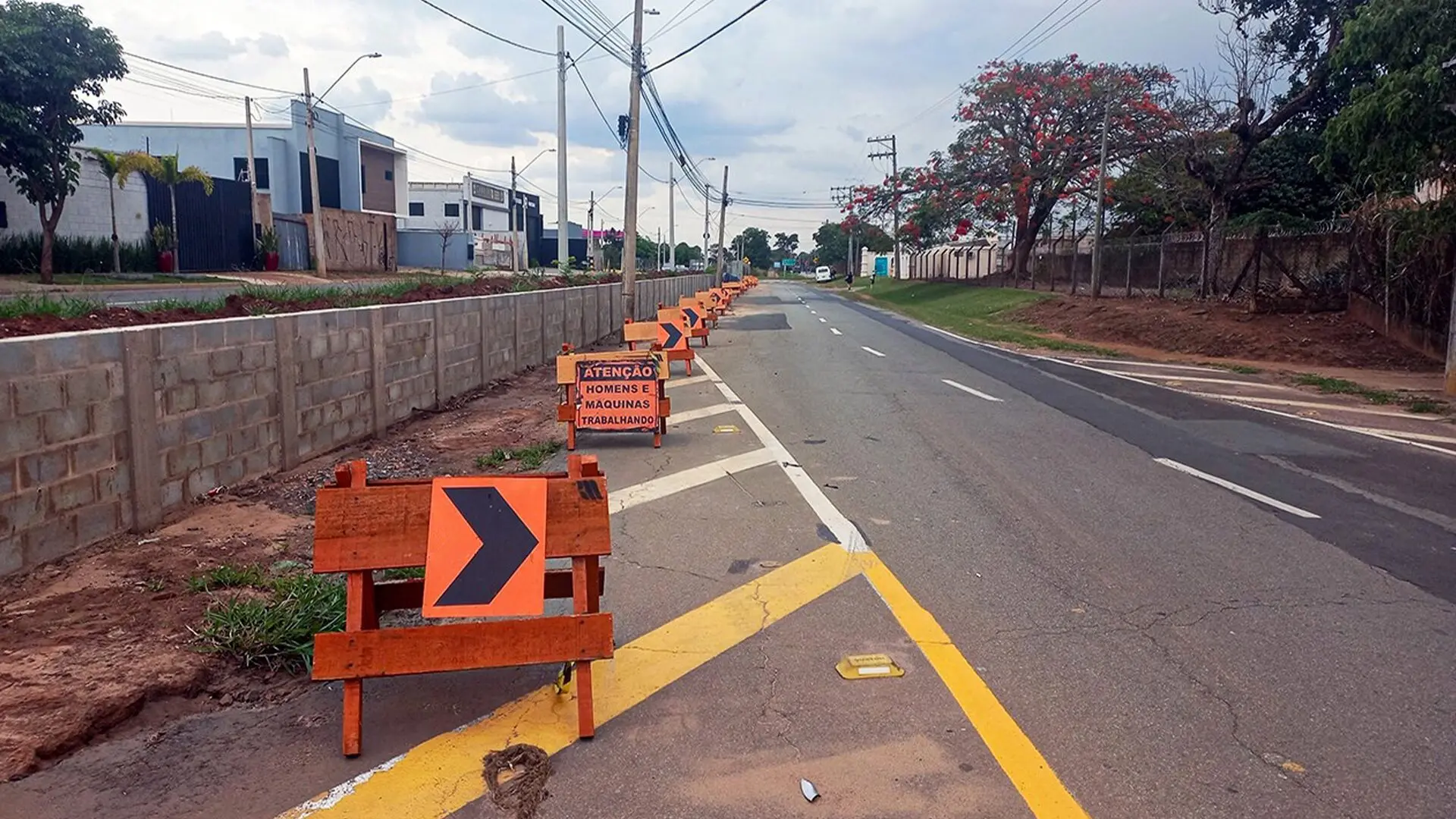 Obras de infraestrutura alteram trânsito na Av. Dr. Lauro Corrêa da Silva