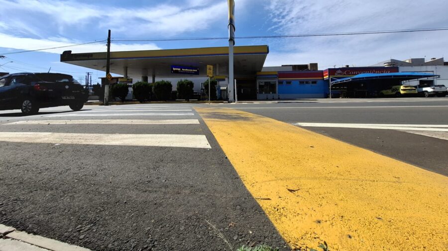 Prefeitura alega estudar caso de faixa elevada na diagonal e realizar melhorias