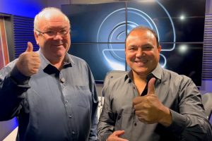 Educadora estreia Somos Amigos com Paulo Eduardo e Carlinhos Silva