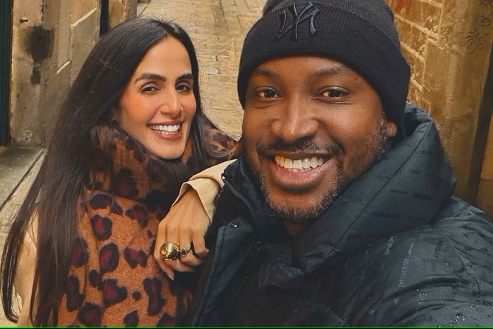 Thiaguinho e Carol Peixinho anunciam gravidez
