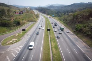 Cerca de 5 milhões de veículos devem circular pelas rodovias durante os feriados de Páscoa e Tiradentes