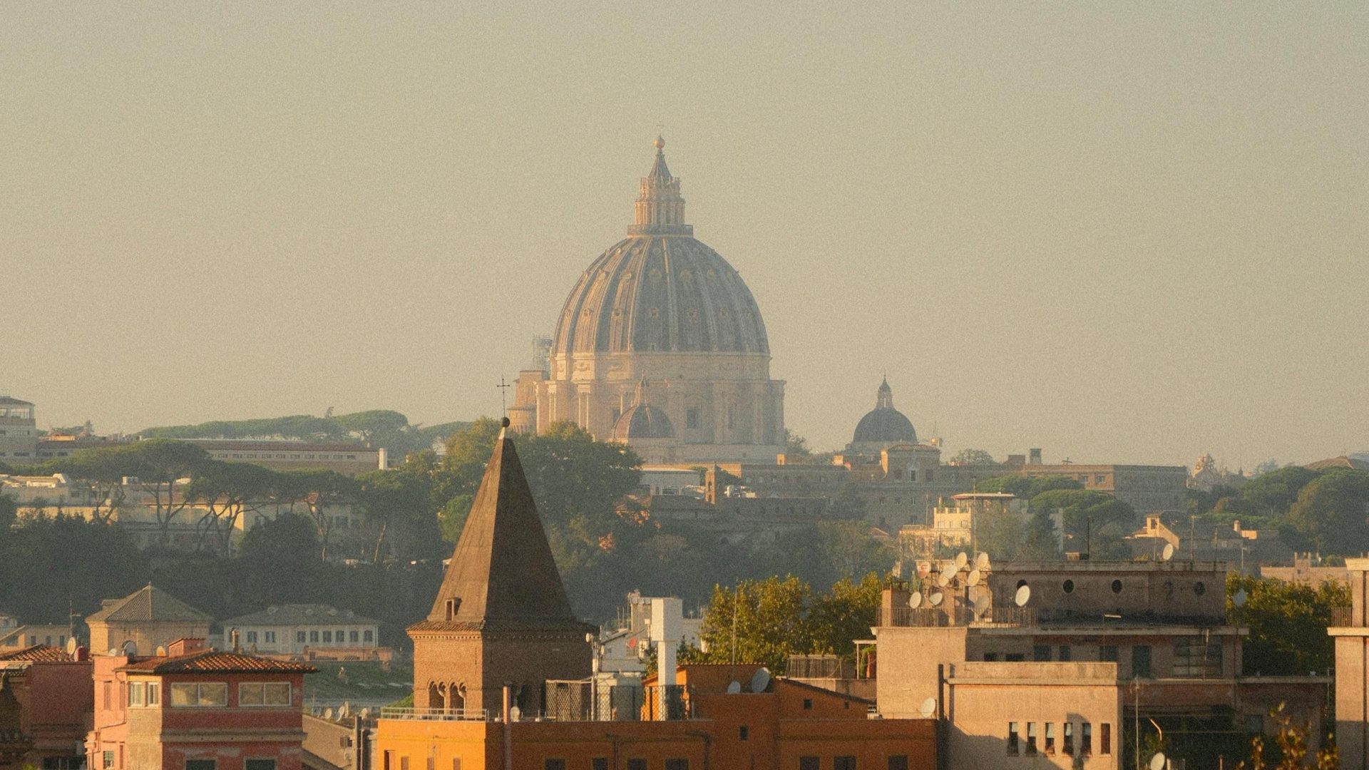 Conclave para eleger novo Papa começa em 7 de maio, confirma Vaticano