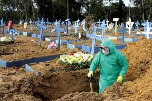 Denúncia de política de morte na pandemia pode embasar reparação