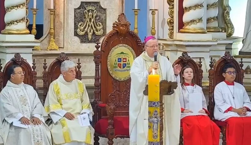 Dom José preside Missa da Ressurreição na Catedral, em Limeira