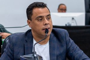 Elias Barbosa propõe medidas de incentivo à contratação de MEIs e microempresas
