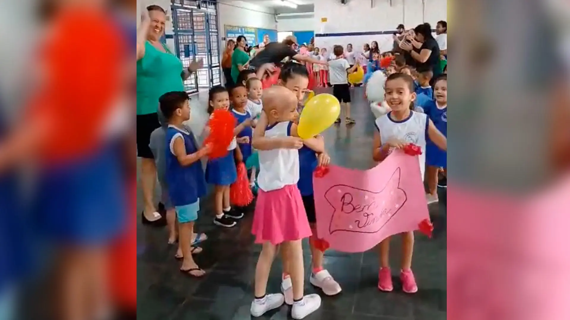 Elisa é recebida com festa em retorno à escola após cura do câncer