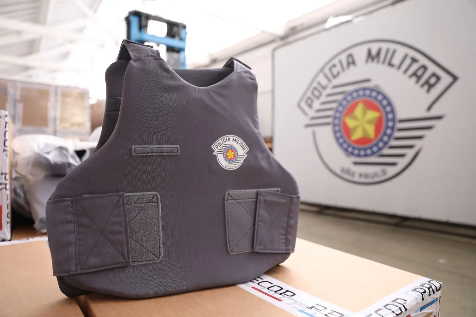 Entenda como são testados os novos coletes balísticos da PM