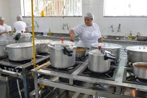 Inscrições do processo seletivo para merendeiras termina nesta quarta-feira