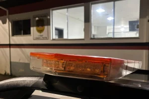Menor é flagrado dirigindo carro adulterado no Aeroporto, em Limeira