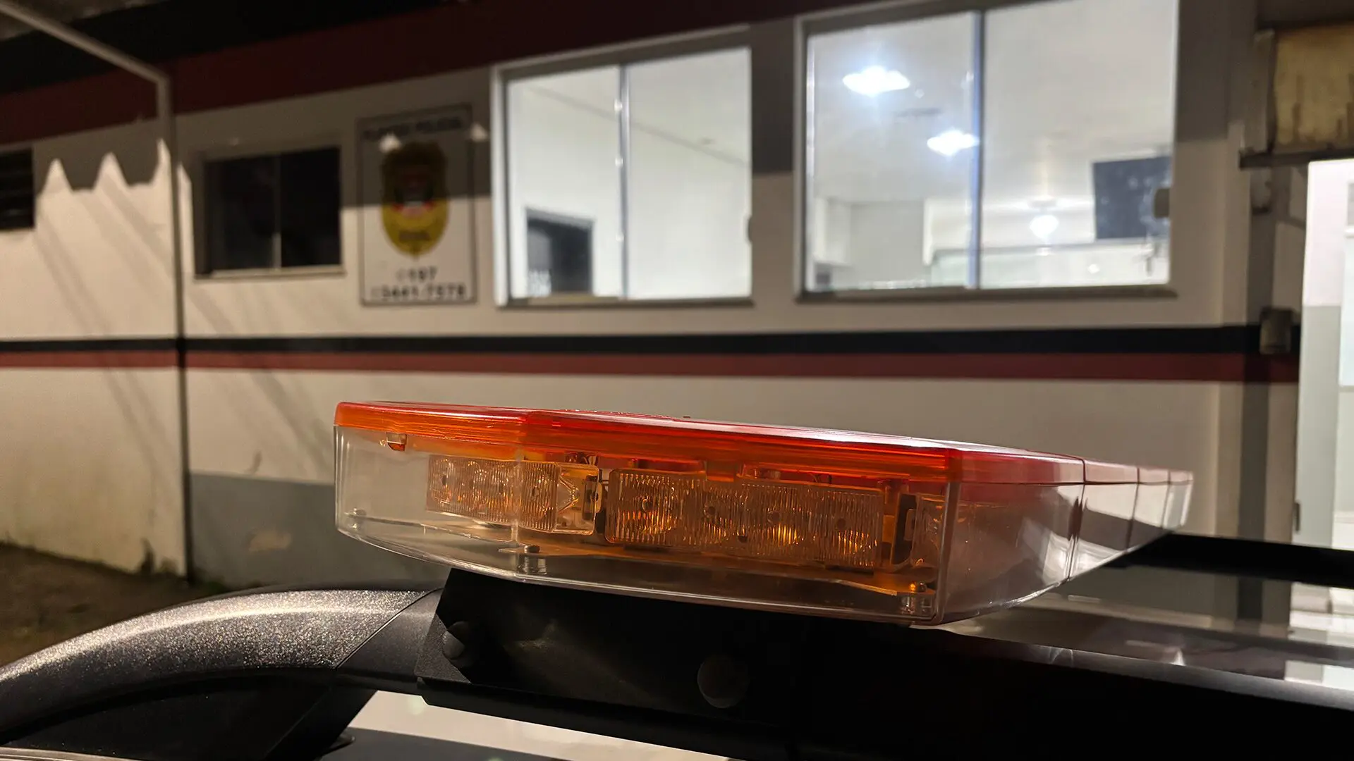 Menor é flagrado dirigindo carro adulterado no Aeroporto, em Limeira