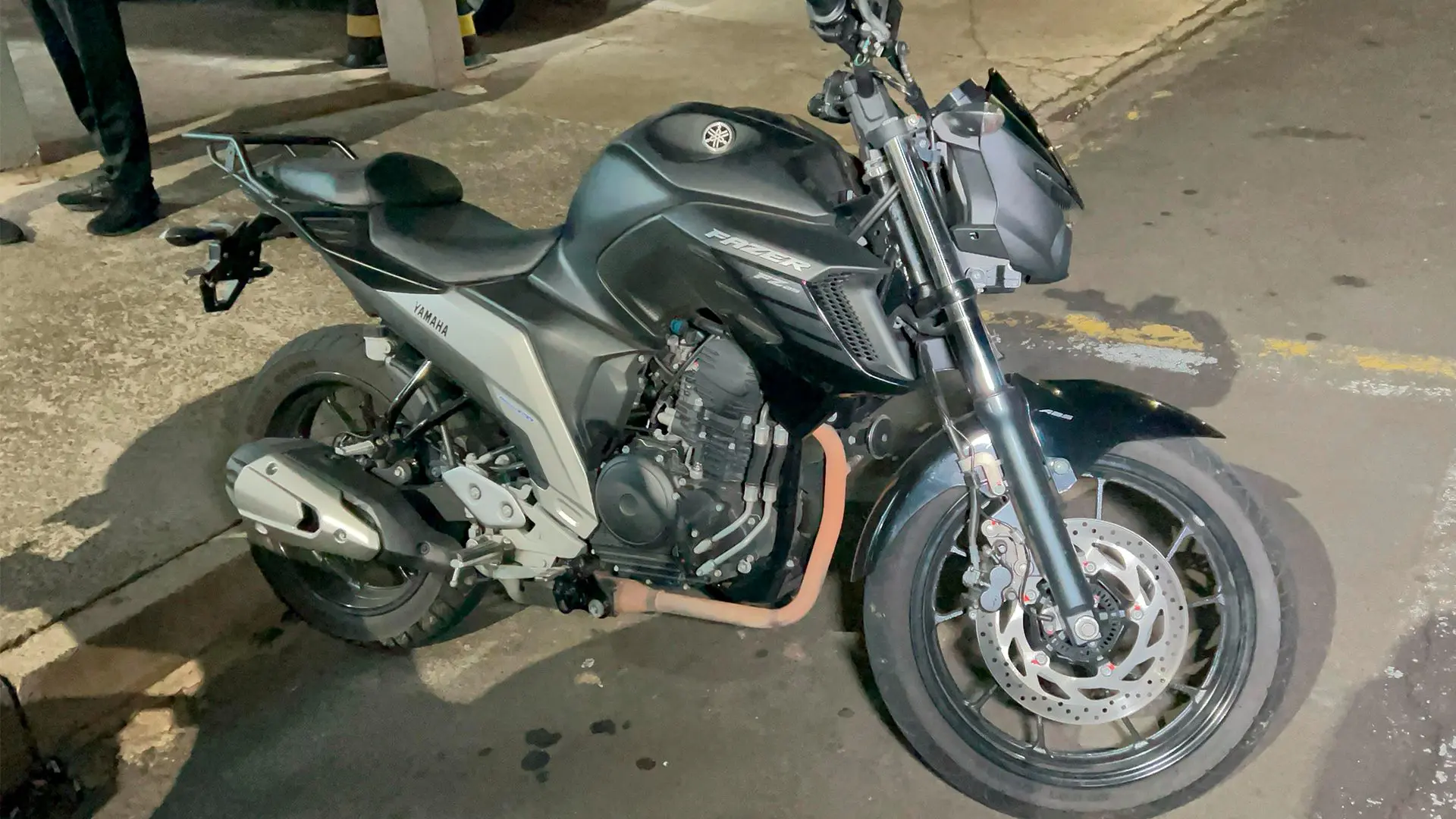 Moto furtada é apreendida pela Rocam da PM no Olindo de Lucca, em Limeira