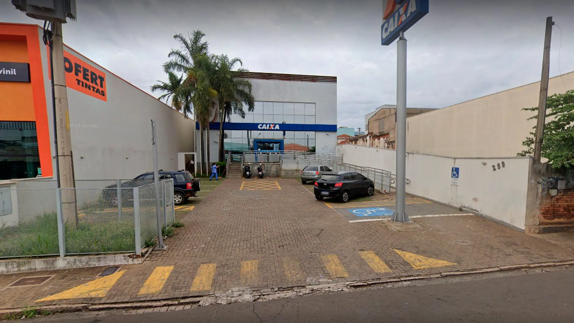 Mulher denuncia saque indevido de abono salarial em Limeira