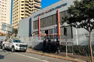 Pai de aluno agredido invade sala de aula e vandaliza local no Centro de Limeira