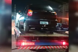 Palio abandonado na baixada de Limeira é apreendido com placa adulterada