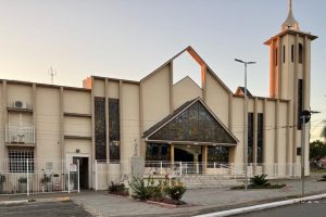 Paróquia Menino Jesus celebra Missa em memória do Papa Francisco nesta segunda