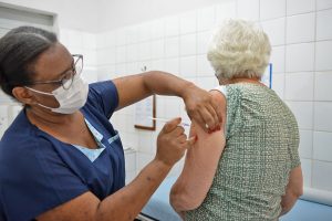 Parque Cidade e UBS Novo Horizonte recebem Plantão de Vacinação neste sábado (5)
