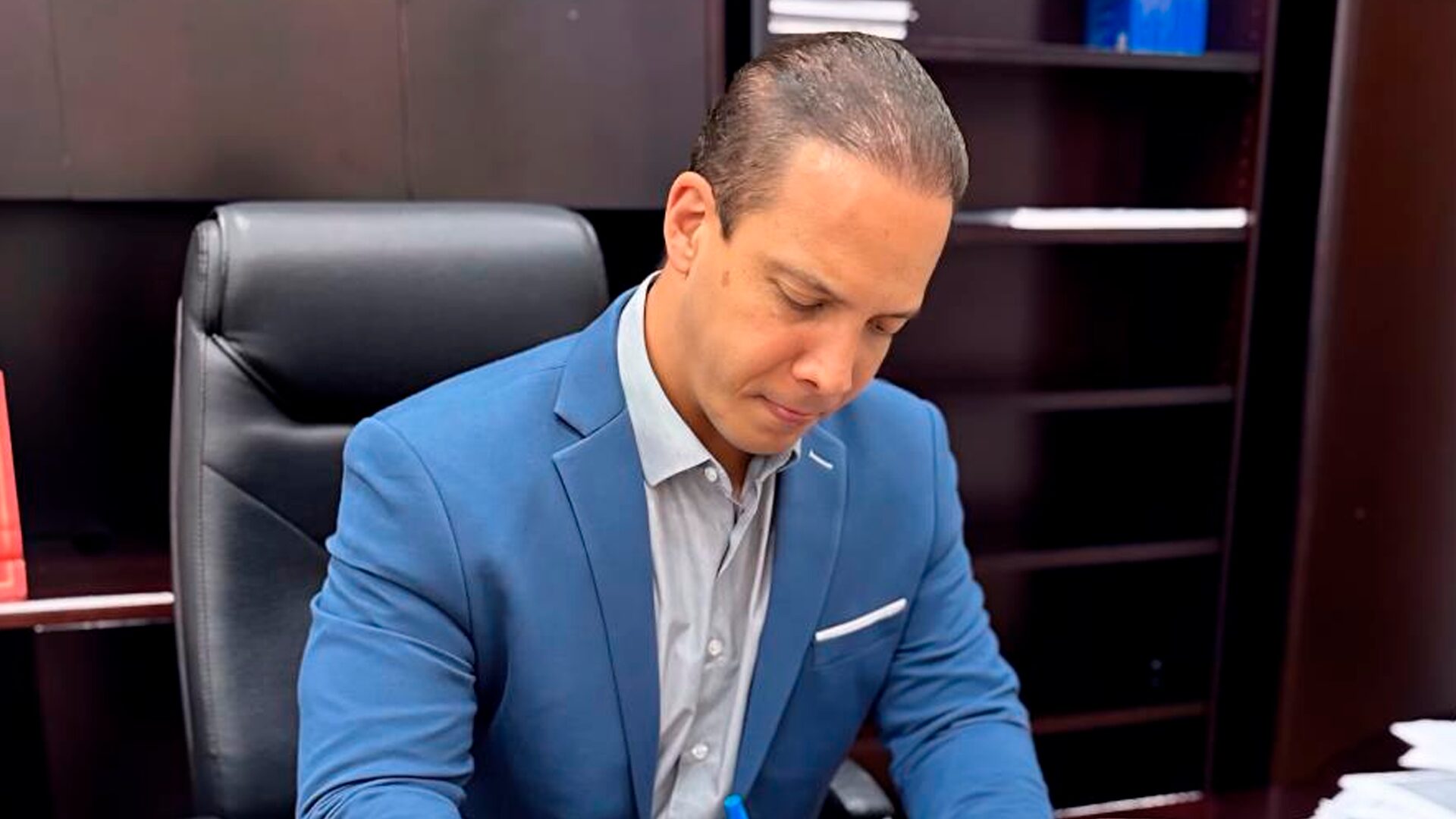 Prefeito veta projeto que institui atendimento aos sábados para coleta de exames preventivos