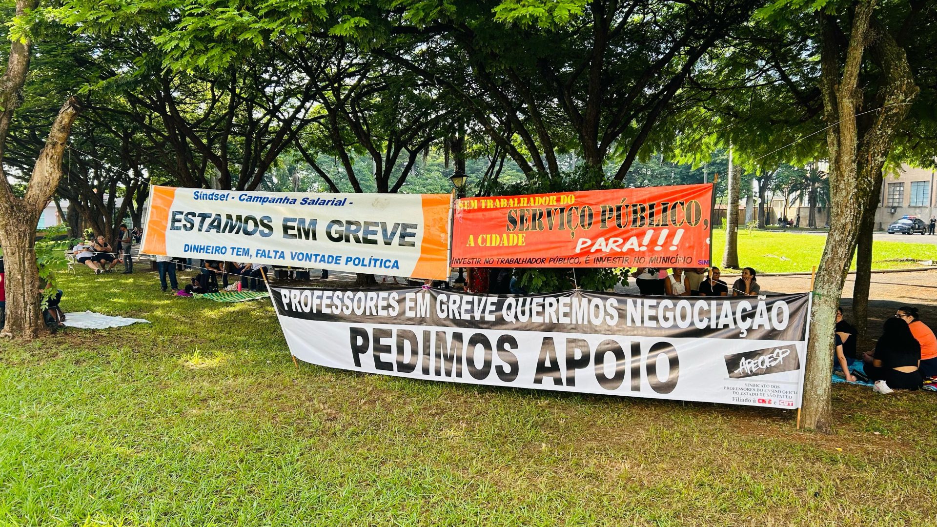 Prefeitura determina que serviços essenciais não podem parar durante a greve