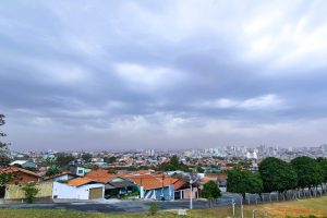 Previsão do tempo para segunda (14), em SP pancadas de chuva isoladas
