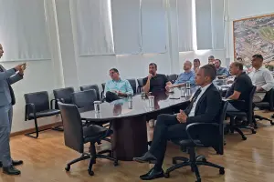 Reforma prevê redução de R$ 25 milhões em cargos e criação de secretarias especializadas