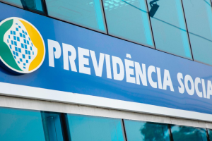 Aposentados serão notificados sobre descontos suspeitos via aplicativo Meu INSS