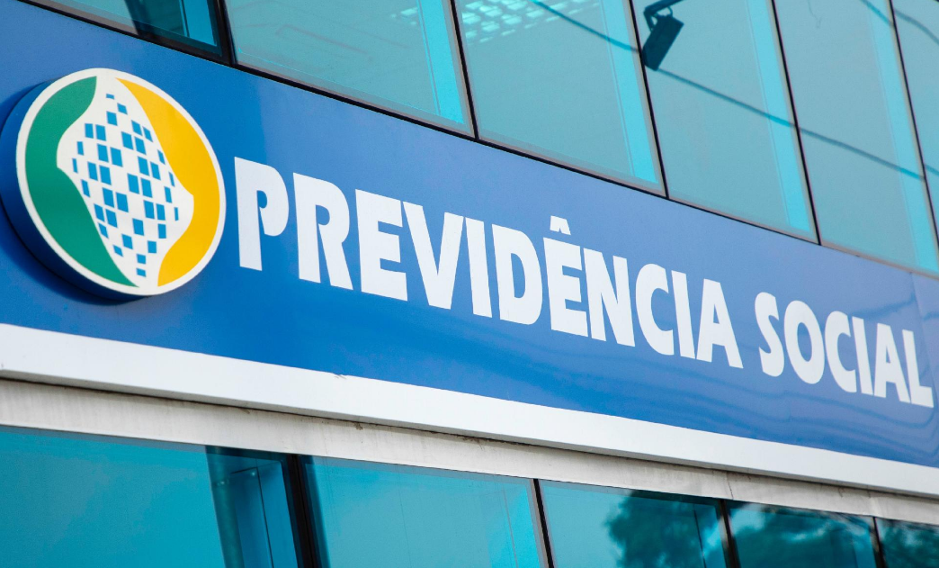Aposentados serão notificados sobre descontos suspeitos via aplicativo Meu INSS